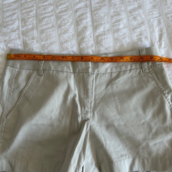 J Crew Chino shorts - Picture 2 of 5